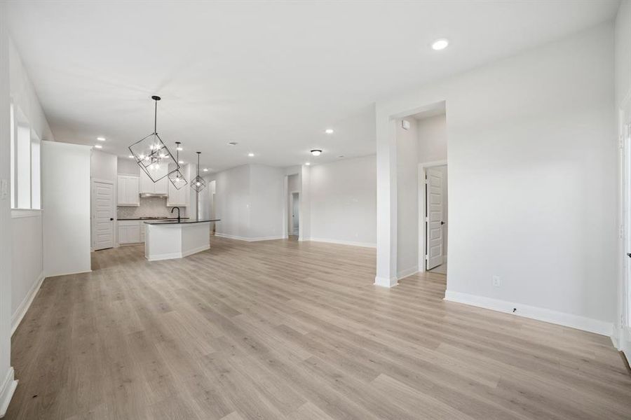 Spacious, unfurnished interior of a new home in Talia – Garden Series, Mesquite (Image 22). Spacious, unfurnished interior of a new home in Talia – Garden Series, Mesquite (Image 22).