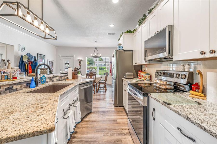 Furnished interior view inside a new home in , Comanche (Image 15).