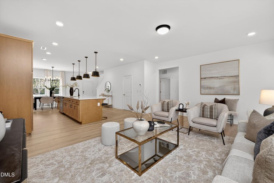 LRY 2483 Devin 2098 EC3 IO (13) LRY 2483 Devin 2098 EC3 IO (13)