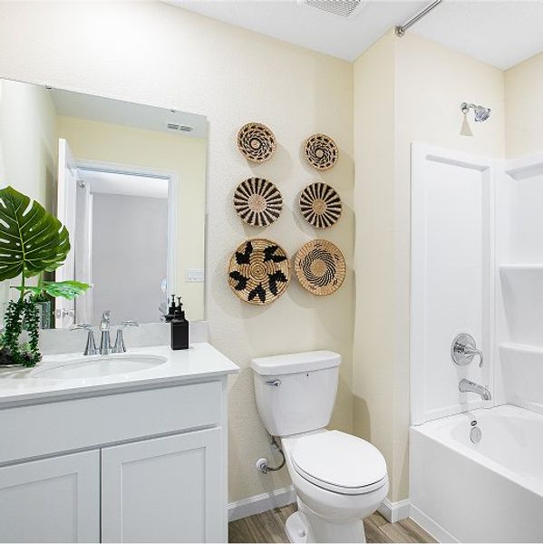 Florida Core N004 Dawn Bath3 Base6 7 24 25