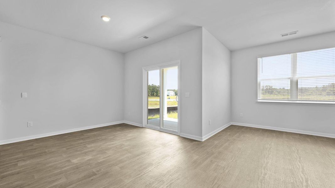 Spacious, unfurnished interior of a new home in The Ranch, Holly Hill (Image 26).