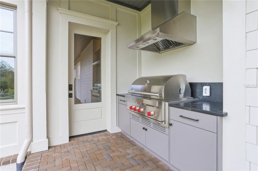 Exterior details and patio area of a home in , Oakland (Image 34).