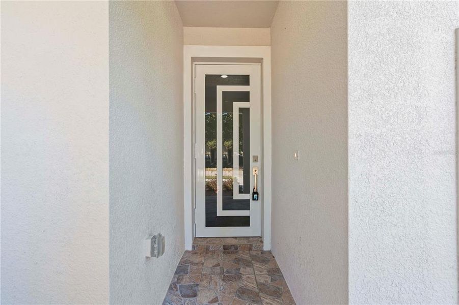 Exterior details and patio area of a home in , Pinellas Park (Image 25).