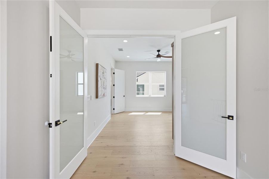Spacious, unfurnished interior of a new home in , Tampa (Image 73). Spacious, unfurnished interior of a new home in , Tampa (Image 73).