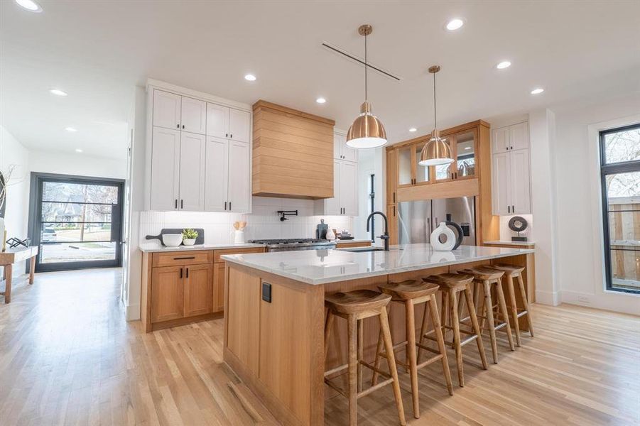 Furnished interior view inside a new home in , Dallas (Image 6). Furnished interior view inside a new home in , Dallas (Image 6).