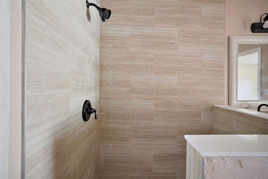 Close-up of interior finishes inside a home in , Dunnellon (Image 8). Close-up of interior finishes inside a home in , Dunnellon (Image 8).