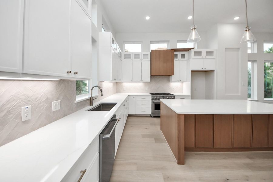 Furnished interior view inside a new home in , Houston (Image 8).