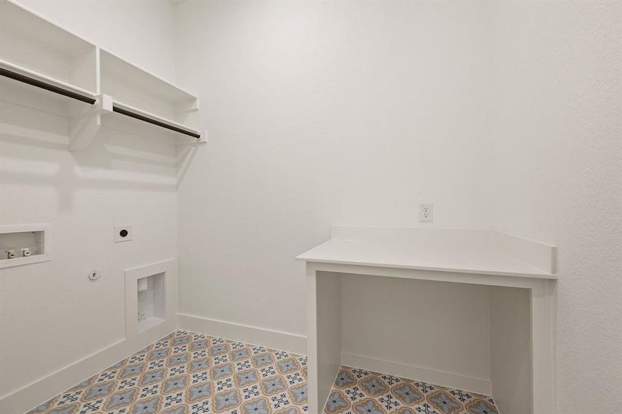 Spacious, unfurnished interior of a new home in Rocky Top Ranch, Reno (Image 21).