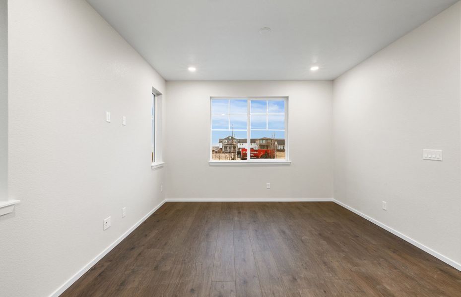 Spacious, unfurnished interior of a new home in Painted Prairie, Aurora (Image 23).
