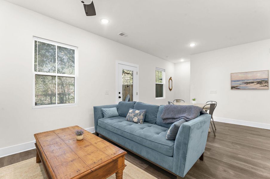 Furnished interior view inside a new home in , Hanahan (Image 11).