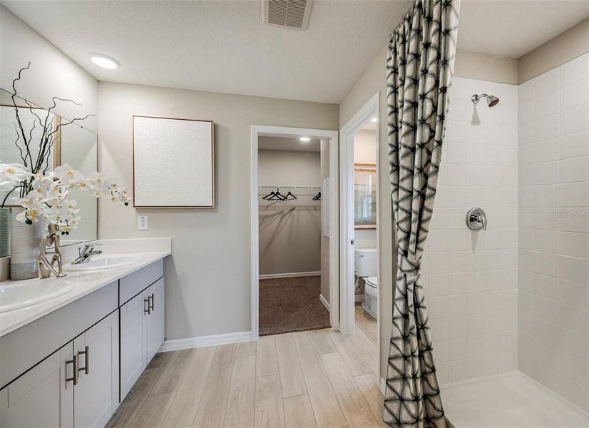 Furnished interior view inside a new home in Forest Lake, Davenport (Image 4). Furnished interior view inside a new home in Forest Lake, Davenport (Image 4).