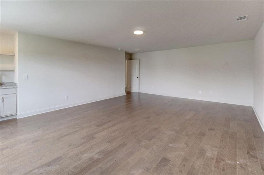 Spacious, unfurnished interior of a new home in , Conyers (Image 30).