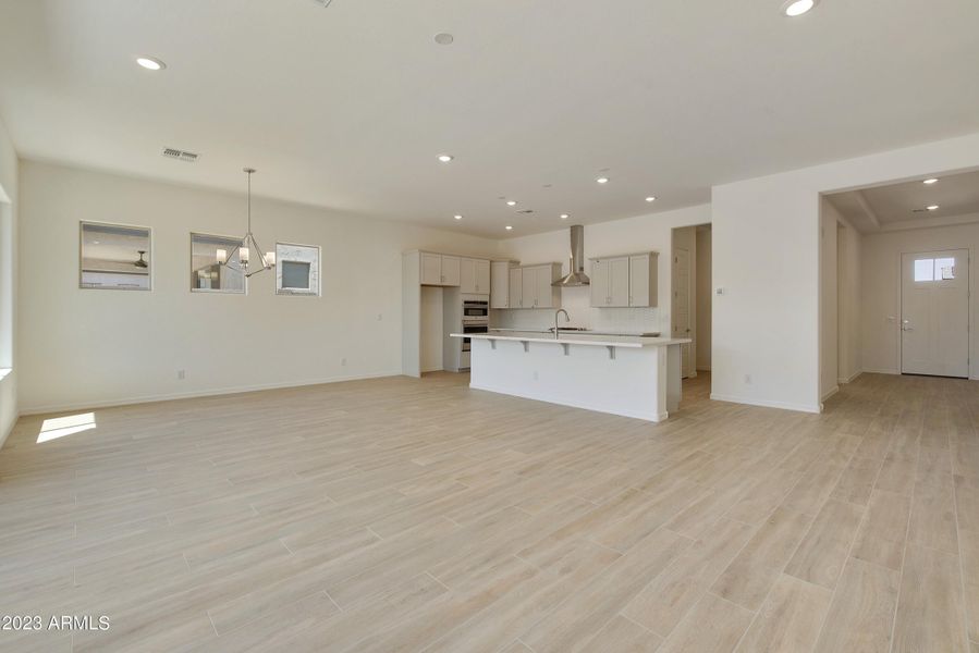 GREAT ROOM / KITCHEN