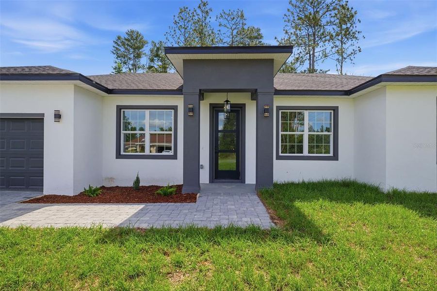 Exterior details and patio area of a home in , Ocala (Image 3). Exterior details and patio area of a home in , Ocala (Image 3).