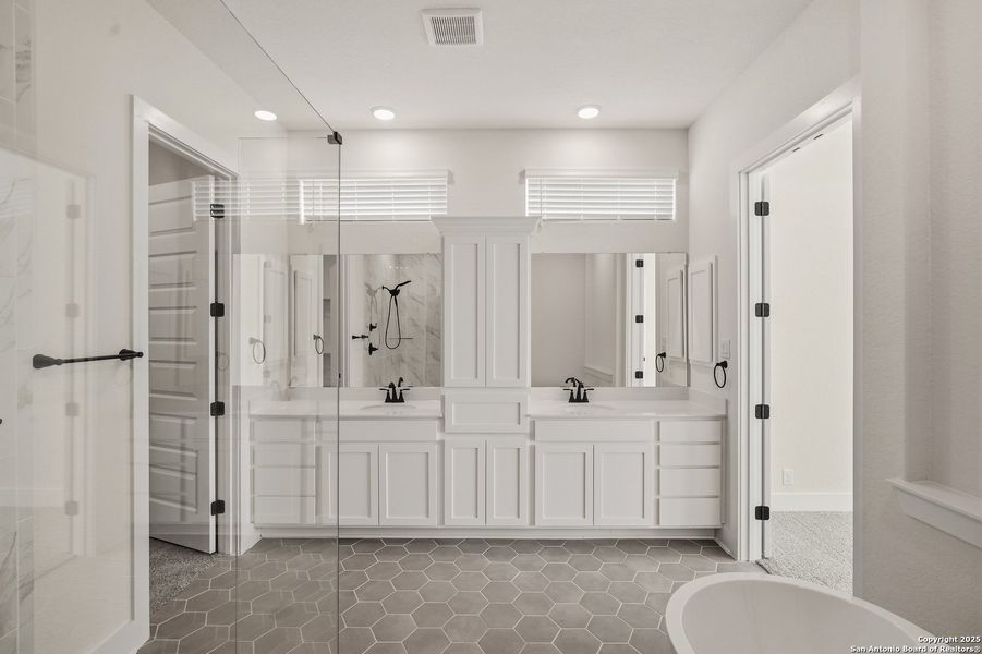 Furnished interior view inside a new home in Mesa Western, Cibolo (Image 8). Furnished interior view inside a new home in Mesa Western, Cibolo (Image 8).