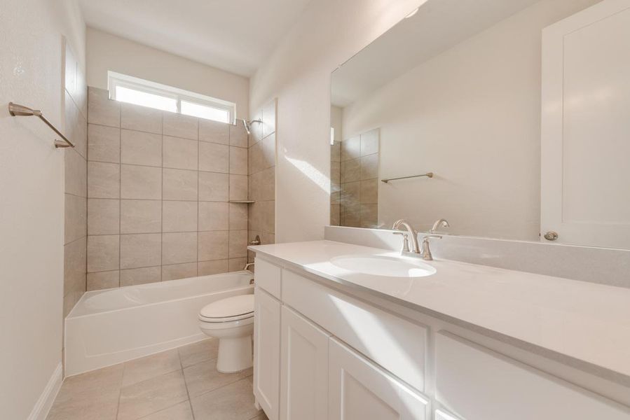 Furnished interior view inside a new home in Somercrest, Midlothian (Image 14).