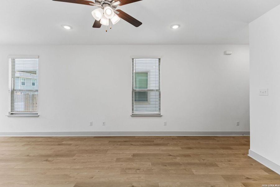 Spacious, unfurnished interior of a new home in Magnolia Village North, San Antonio (Image 25).