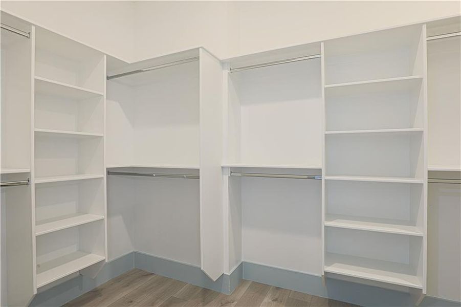 Image 43 of a home in .