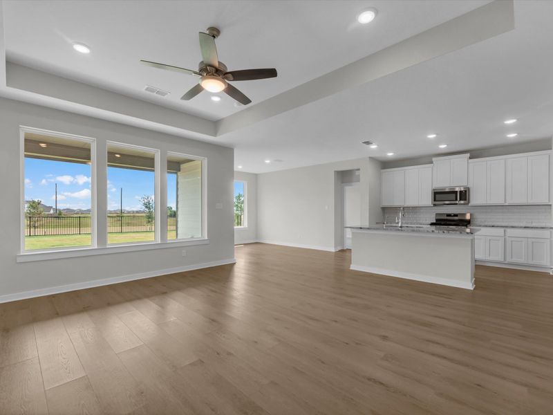 Spacious, unfurnished interior of a new home in Mason Woods, Cypress (Image 11).