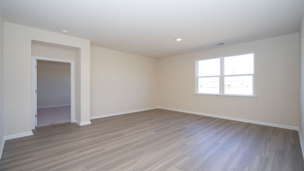 Representative unfurnished interior of a home built from the CALI by D.R. Horton in Island Green, Myrtle Beach (Image 31).