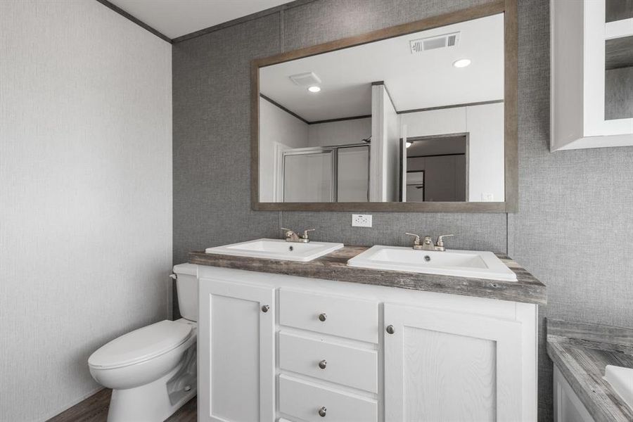 Furnished interior view inside a new home in , Hawley (Image 9).
