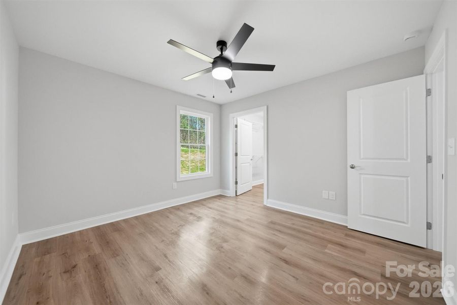 Spacious, unfurnished interior of a new home in , Hickory (Image 25).