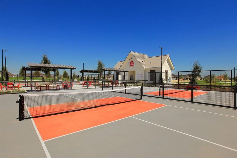 Community amenities in , Northlake (Image 30).