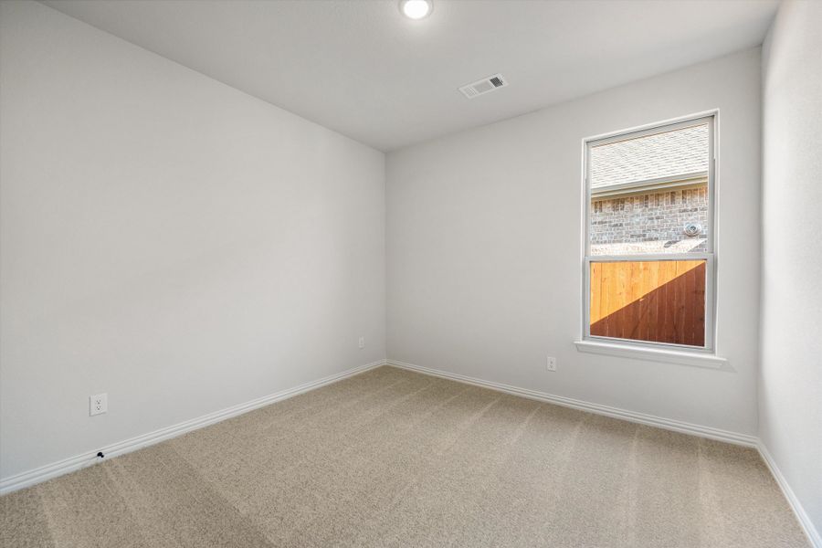 Spacious, unfurnished interior of a new home in Morningstar, Aledo (Image 40).