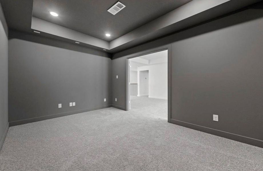 Spacious, unfurnished interior of a new home in Candela, Richmond (Image 18).