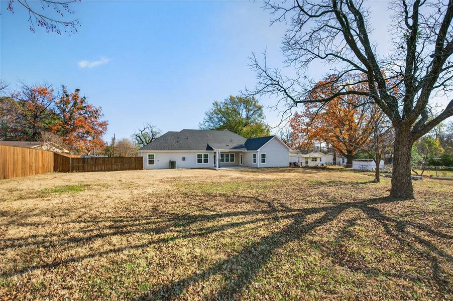Exterior details and patio area of a home in , Denison (Image 3).