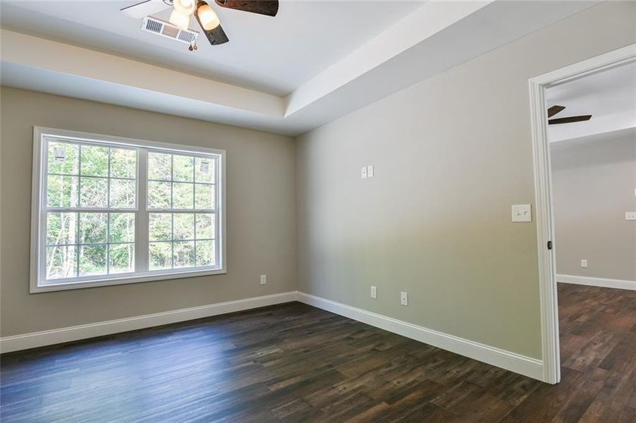 Spacious, unfurnished interior of a new home in , Dahlonega (Image 25).