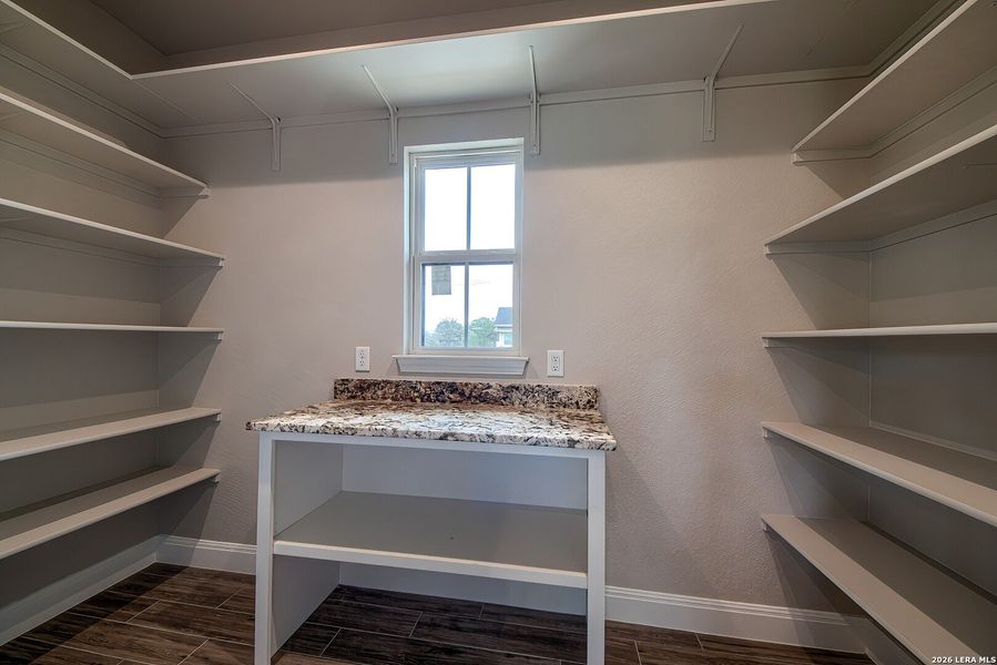 Furnished interior view inside a new home in , La Vernia (Image 14).