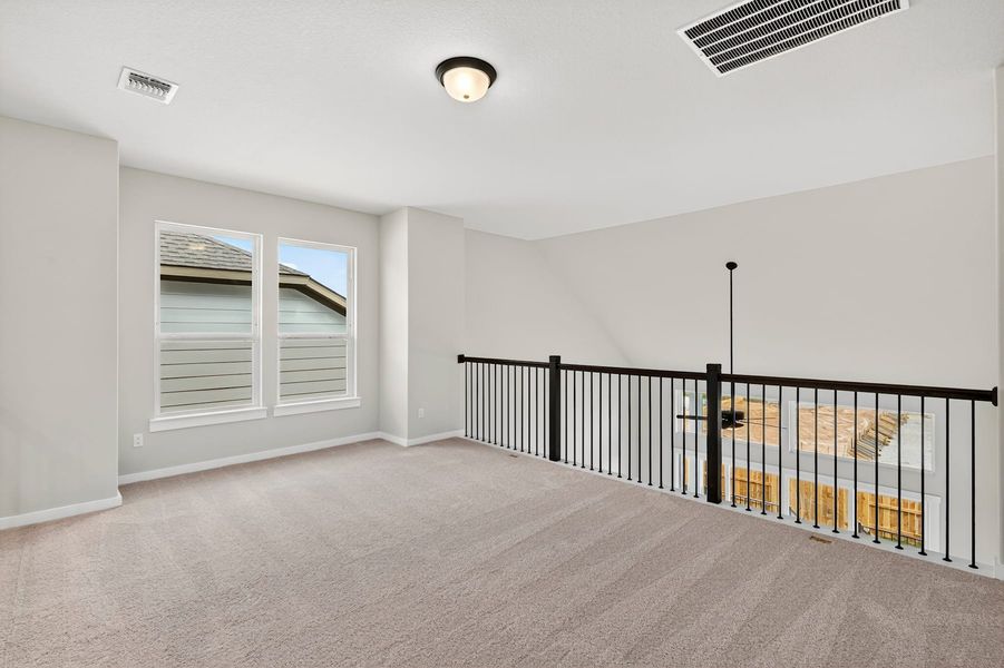 Spacious, unfurnished interior of a new home in Lariat, Liberty Hill (Image 41).