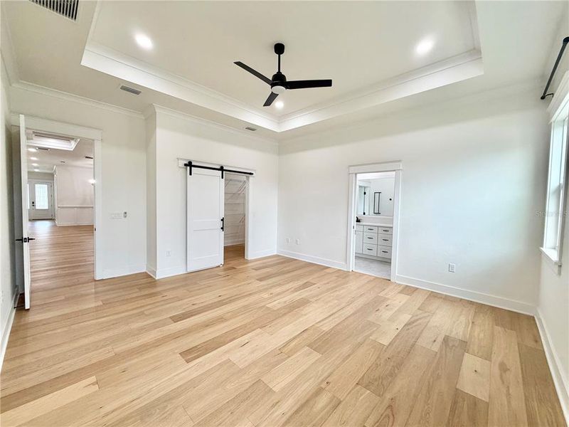 Spacious, unfurnished interior of a new home in , Gainesville (Image 50).