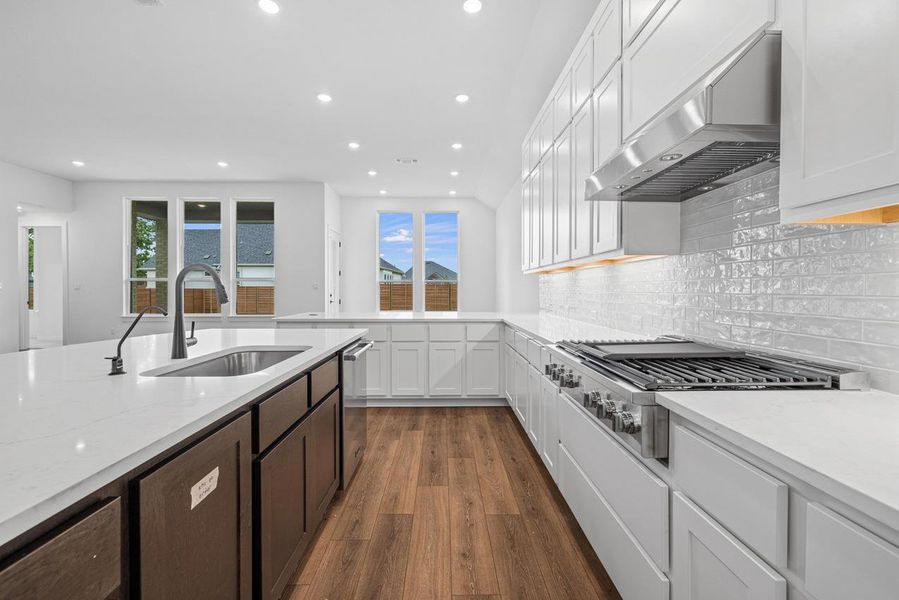 Image 6 of a home in Broken Oak. Image 6 of a home in Broken Oak.