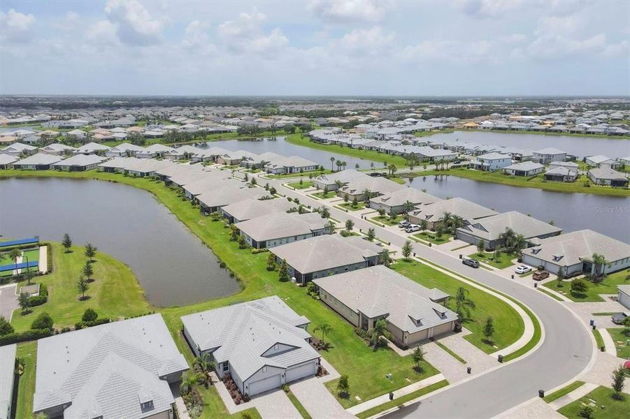 Image 47 of a home in Sweetwater at Lakewood Ranch.