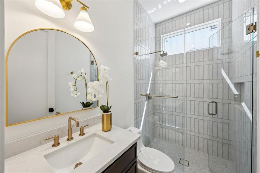 Furnished interior view inside a new home in , Dallas (Image 16).