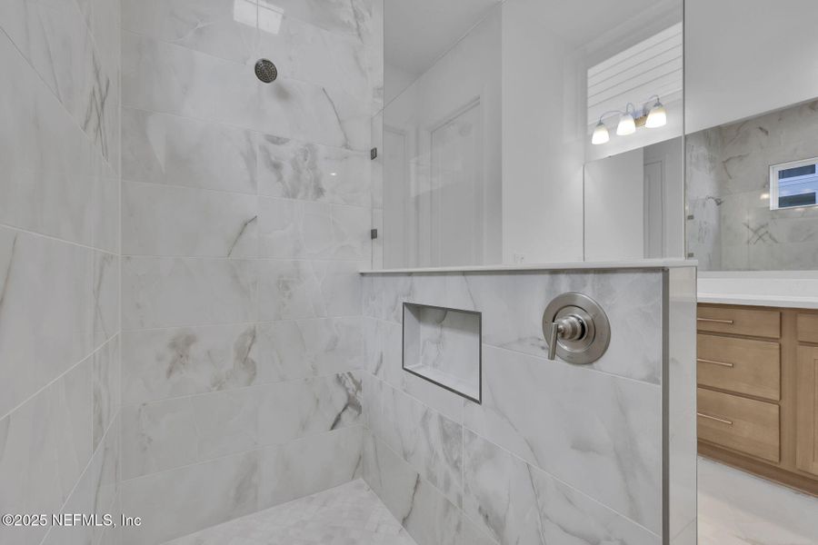 Image 36 of a home in Seabrook Village at Seabrook.