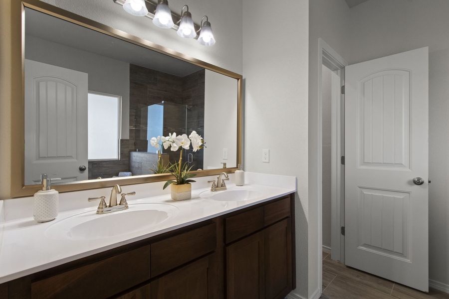Representative furnished interior of a home built from the Meadow-1930SSC by Saratoga Homes in Paseo Del Este, El Paso (Image 16).