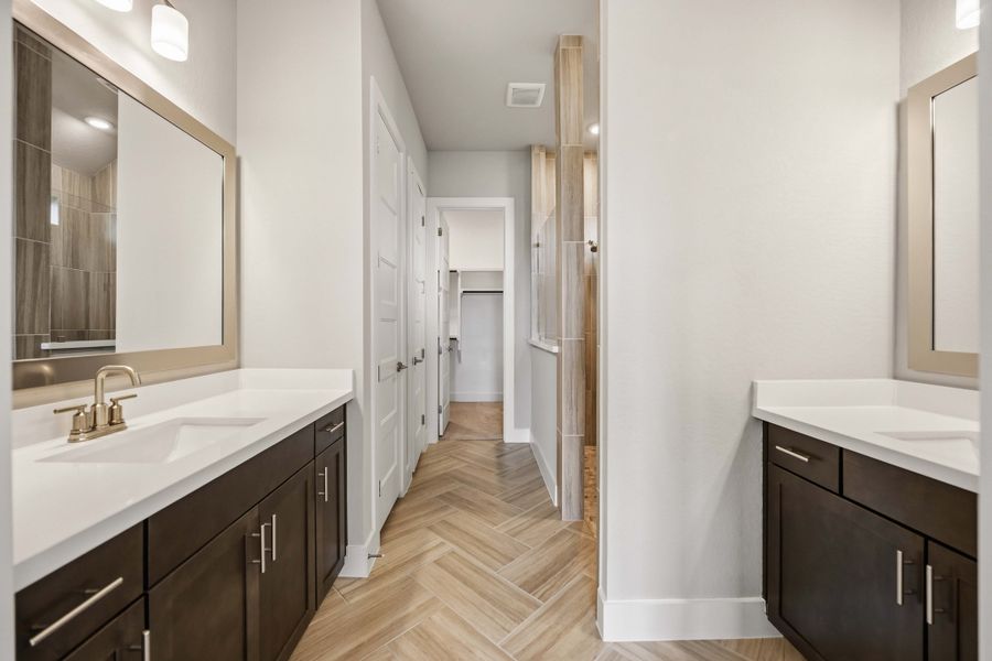 Furnished interior view inside a new home in Arabella on the Prairie, Richmond (Image 7).