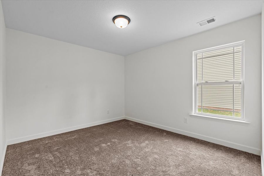 Representative unfurnished interior of a home built from the Kline by Enchanted Homes in Gentry Place, Spartanburg (Image 11).