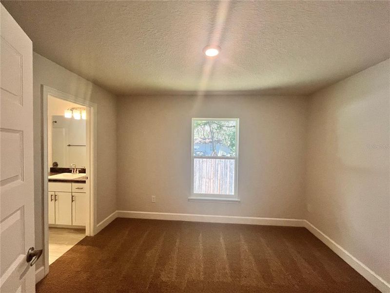 Spacious, unfurnished interior of a new home in Orange Blossom Hills, Summerfield (Image 14).