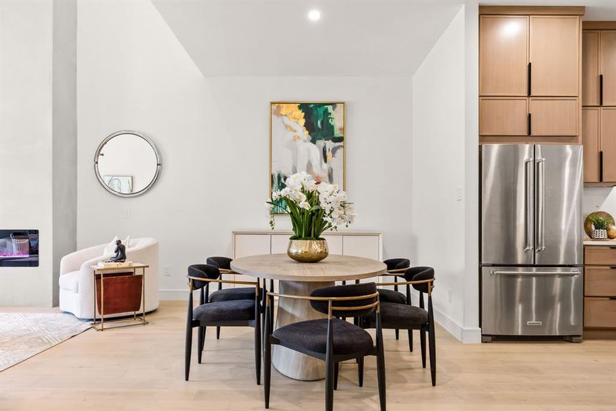 Dining fit for as many as your heart could want.