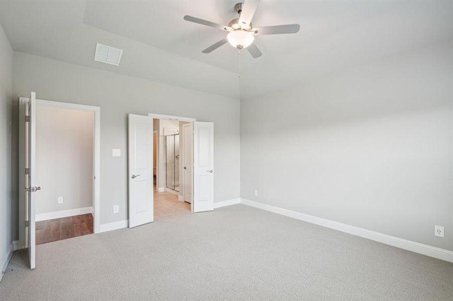 Photo is not of the actual home, but is an inspirational photo of builder’s model home and may depict options, furnishings, and/or decorator features that are not included. Photo is not of the actual home, but is an inspirational photo of builder’s model home and may depict options, furnishings, and/or decorator features that are not included.