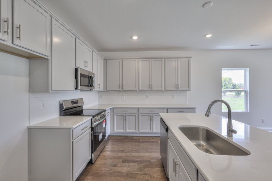 *Photo of example home. Selections and finishes may vary.