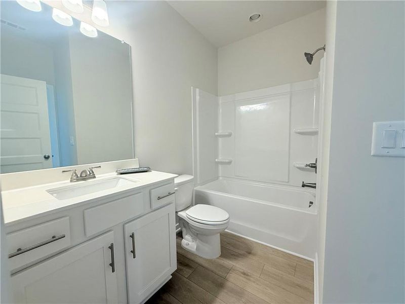 Furnished interior view inside a new home in Ponderosa Farms Estates, Gainesville (Image 5).