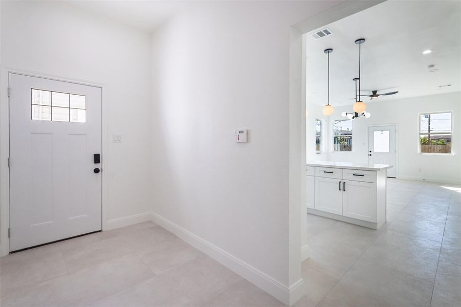 Spacious, unfurnished interior of a new home in , Houston (Image 27). Spacious, unfurnished interior of a new home in , Houston (Image 27).