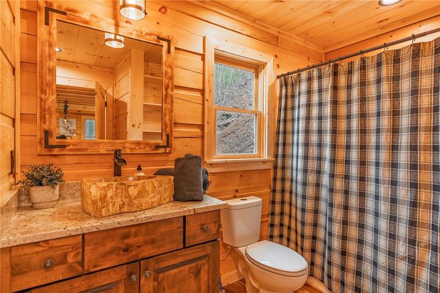 Furnished interior view inside a new home in , Ellijay (Image 5).