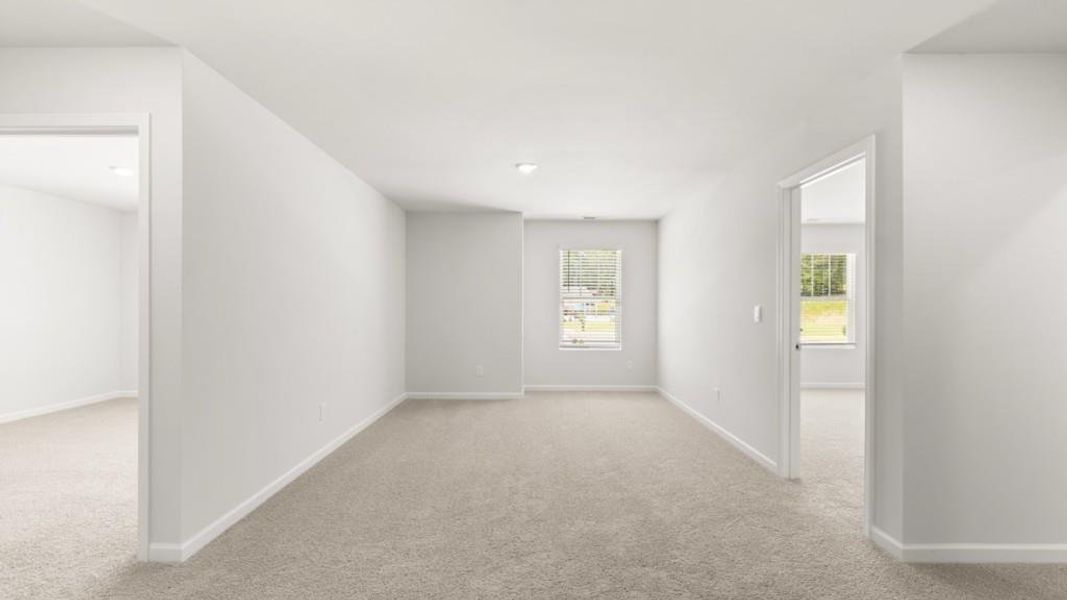 Spacious, unfurnished interior of a new home in Northwoods at Mirror Lake, Villa Rica (Image 30).