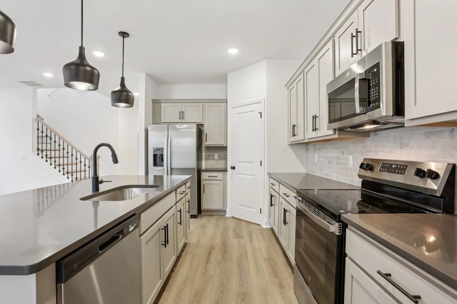 Furnished interior view inside a new home in Ascent at Arbor Ridge, La Vergne (Image 10). Furnished interior view inside a new home in Ascent at Arbor Ridge, La Vergne (Image 10).